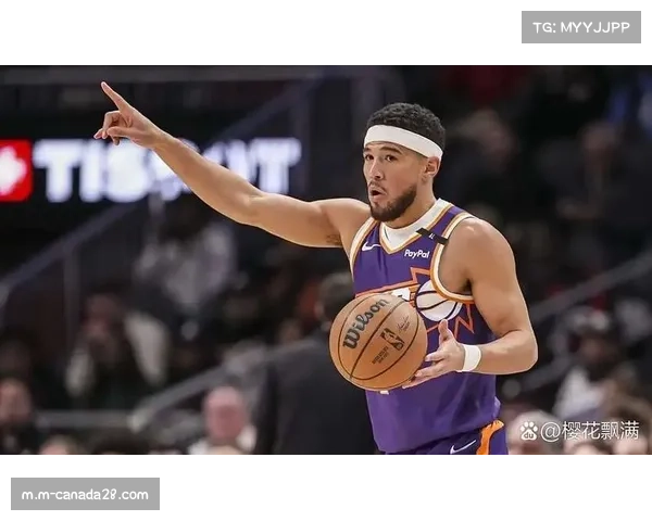 太阳布克轰出赛季新高四十三分 外线火力助球队冲击五连胜